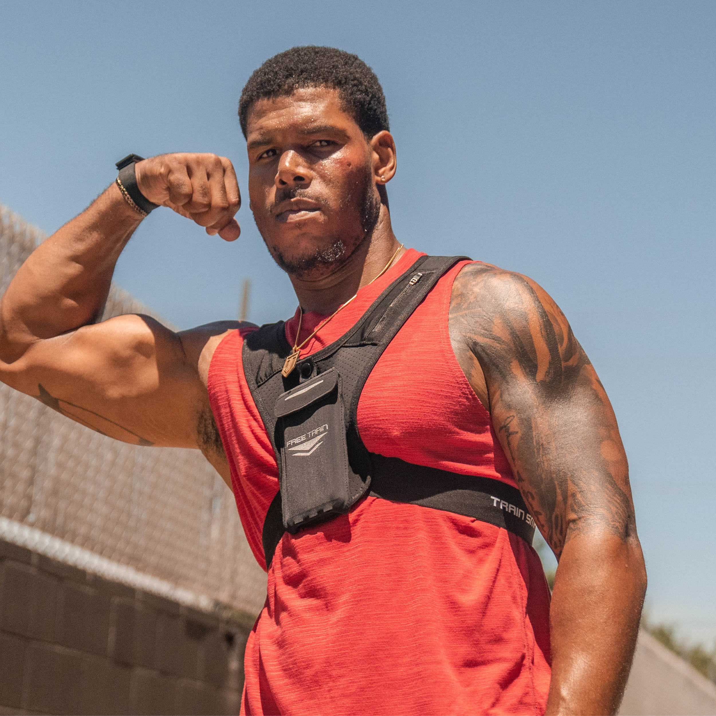 Running Phone Holder - The V1 Vest Phone Holder Chest | Freetrain